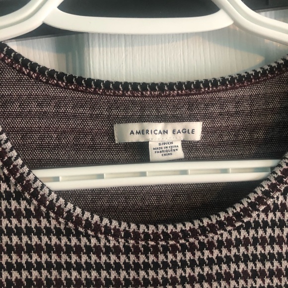 American Eagle Short Sleeve Crop Top - Picture 3 of 4